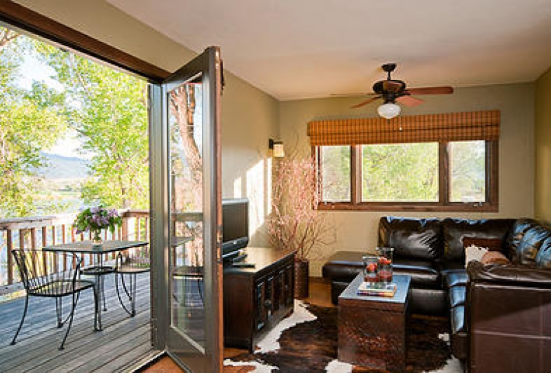 LODGE AT REEDFLY - BIG SKY DREAMS